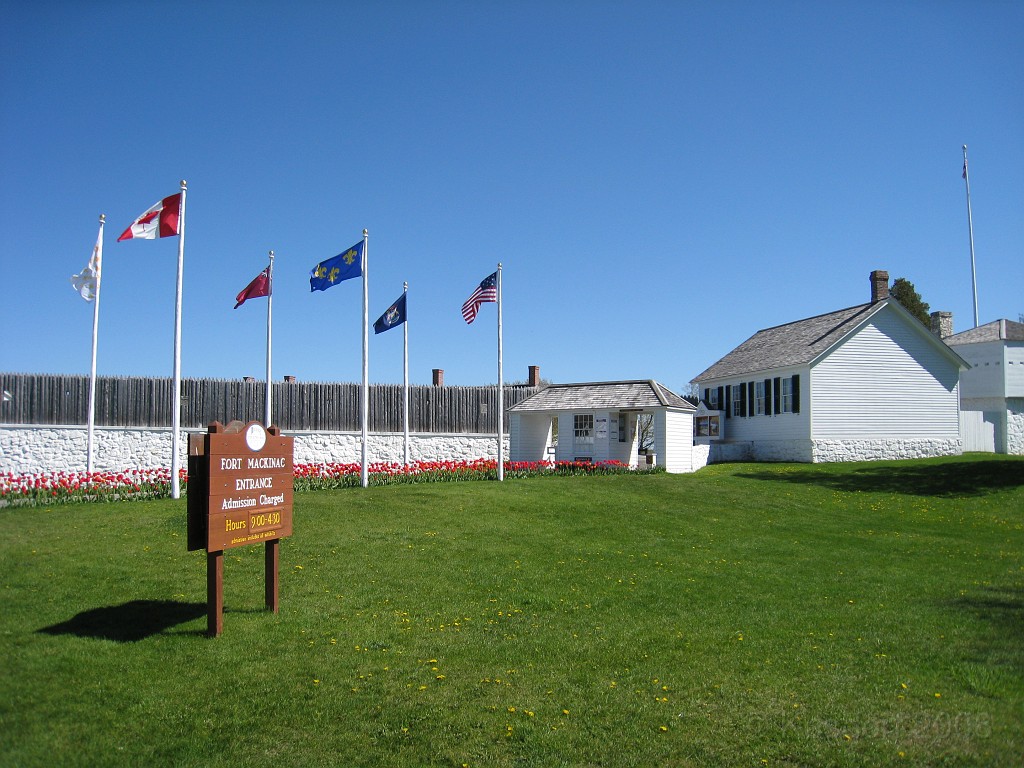 Mackinaw Island Area May 2008 0778.jpg - May 24 2008 a trip to Mackinac City for a 5 M race and a visit to Mackinac Island. A day to the UP, Paradise, Whitefish Point and Tahquamen Falls. This was followed by trips to Petoskey and Charlevoix.